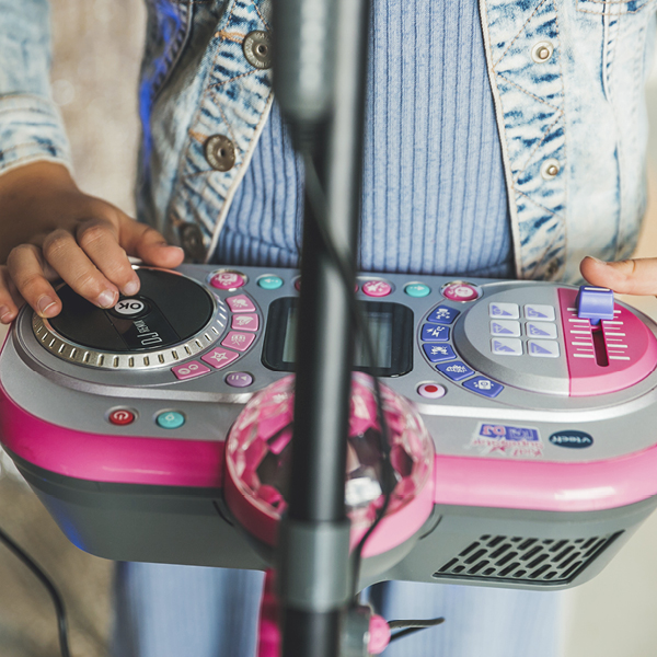 Vtech Kidi SuperStar DJ Studio - Kids' DJ set with multicoloured launch  pads and disco lights